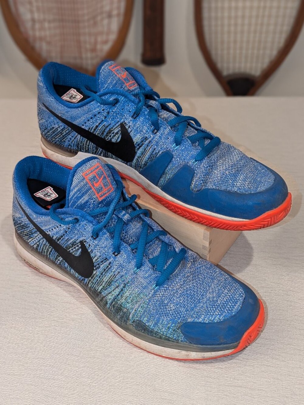 Vintage NikeCourt Zoom Vapor 9.5 Flyknit Tennis Shoes
